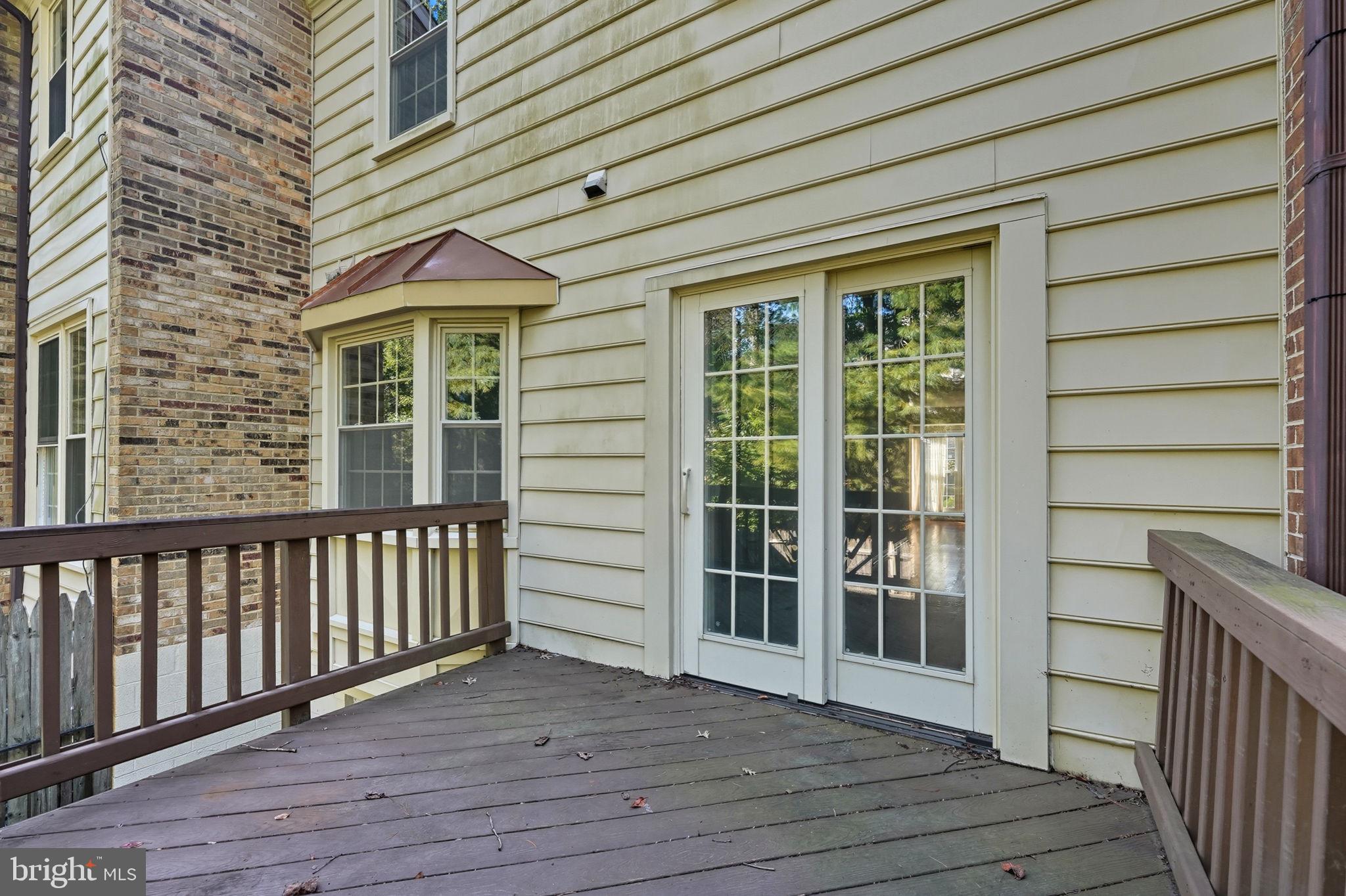 7724 BRISTOL SQUARE COURT