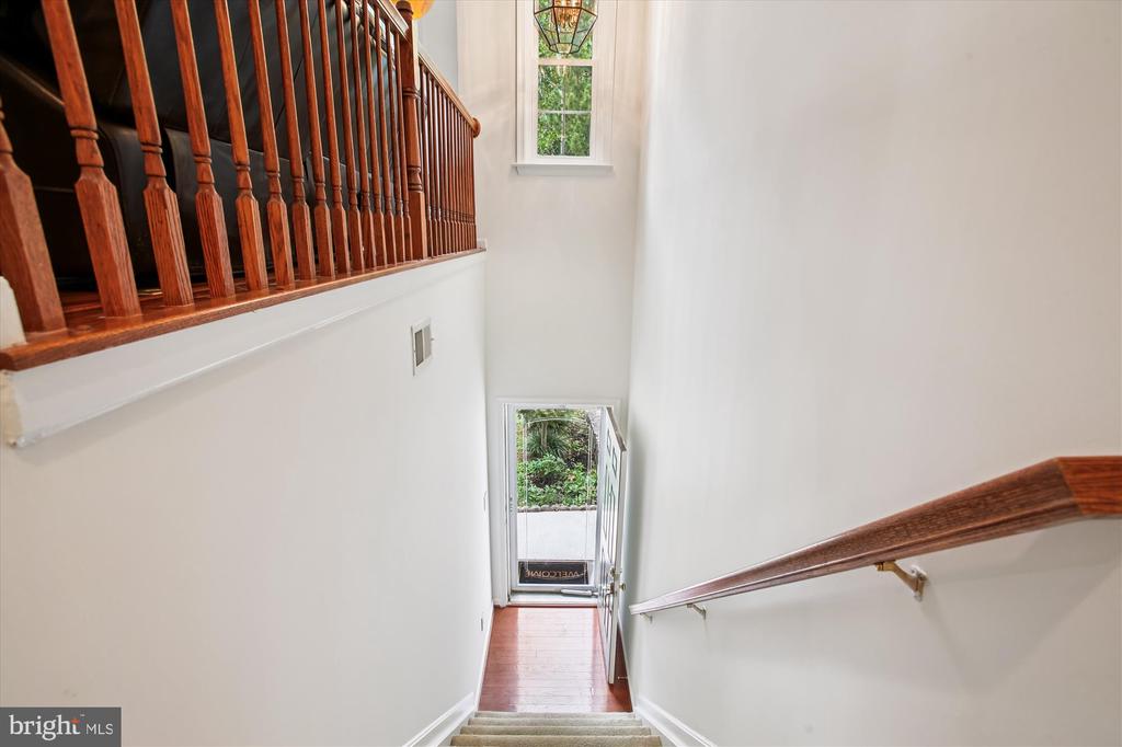 3335 BEECHCLIFF DRIVE