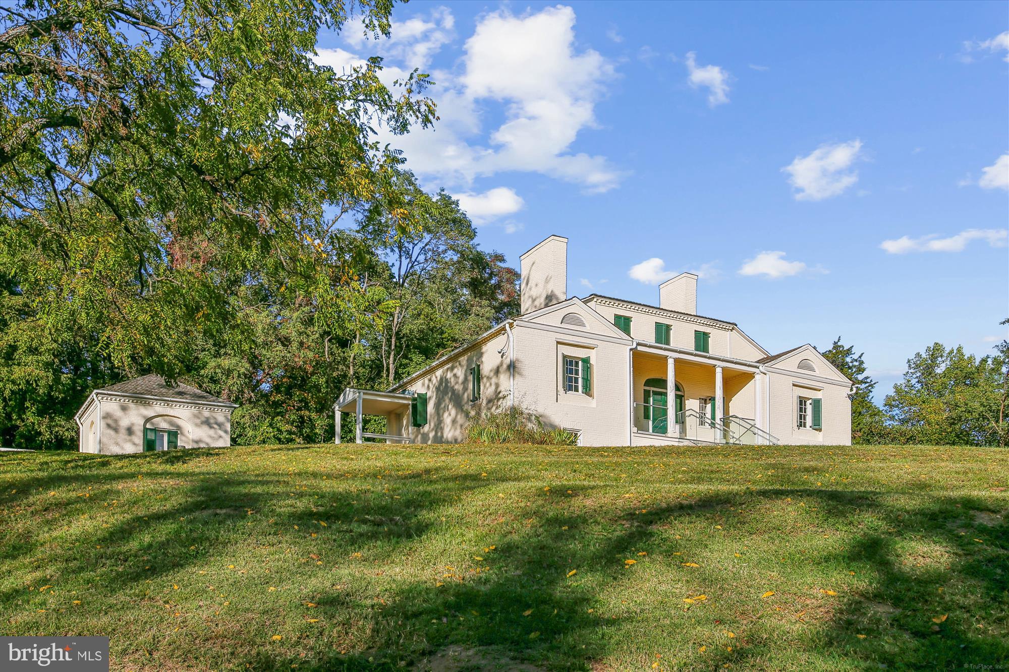 3335 BEECHCLIFF DRIVE