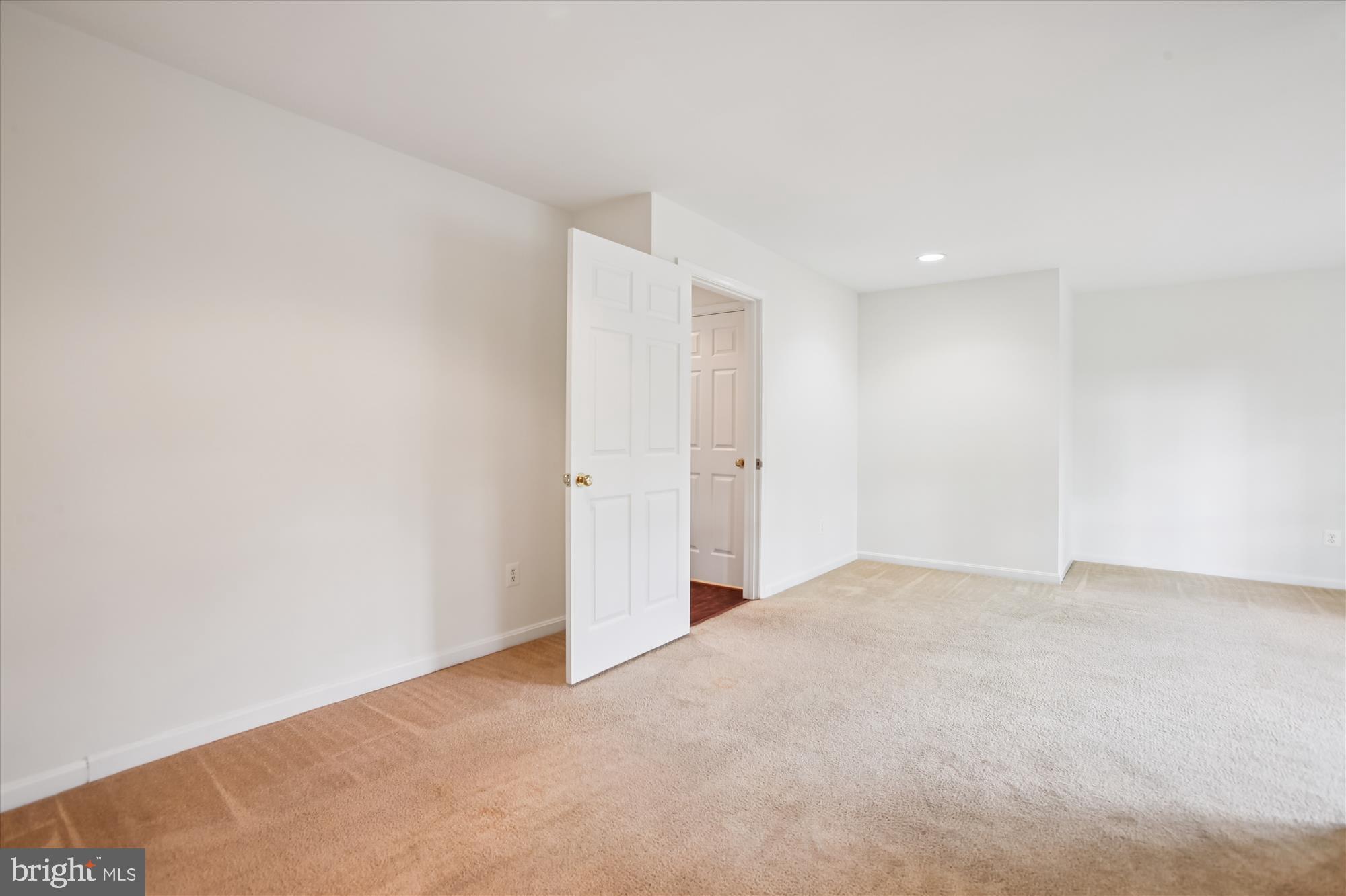 3335 BEECHCLIFF DRIVE