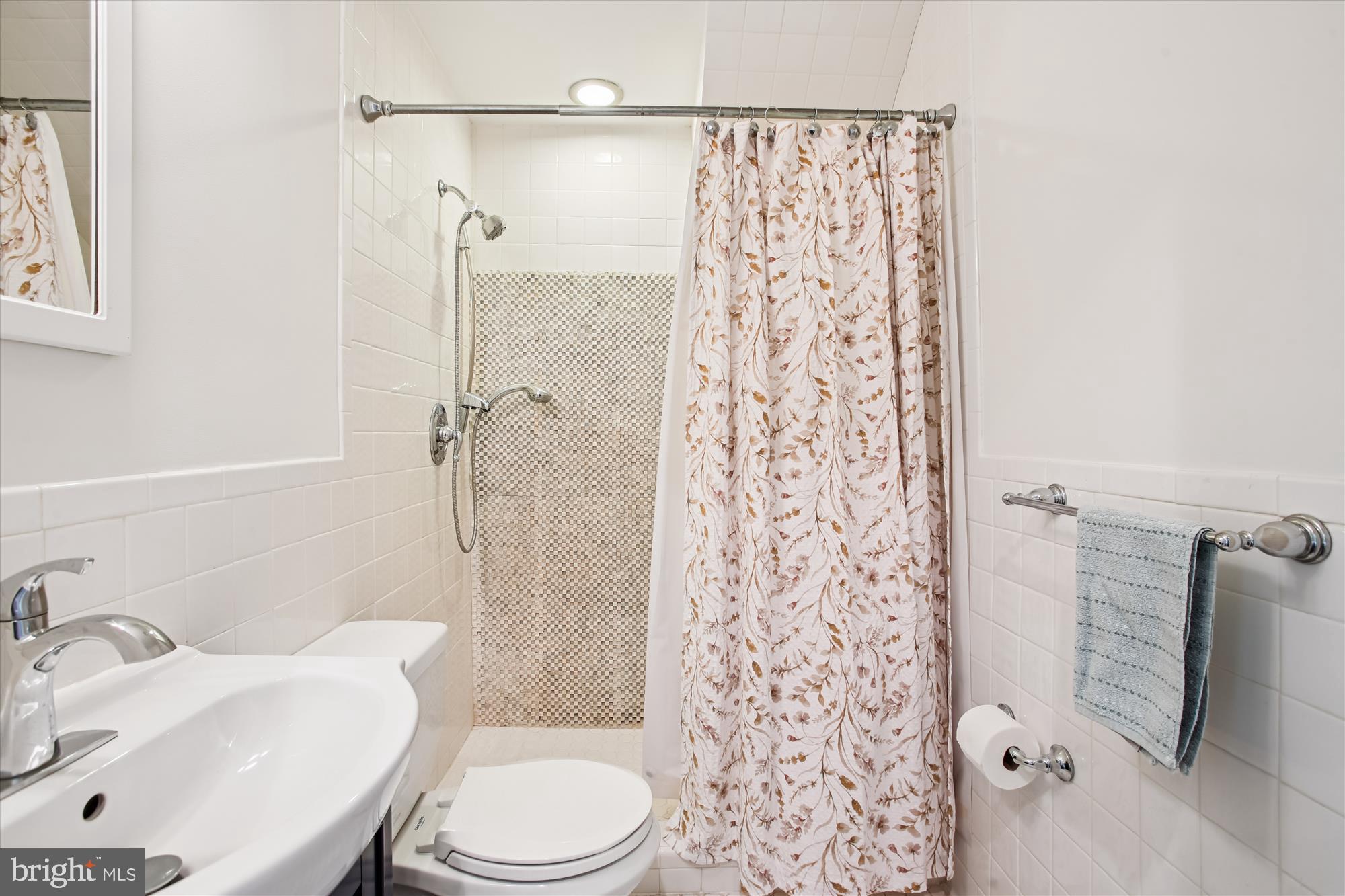 3335 BEECHCLIFF DRIVE