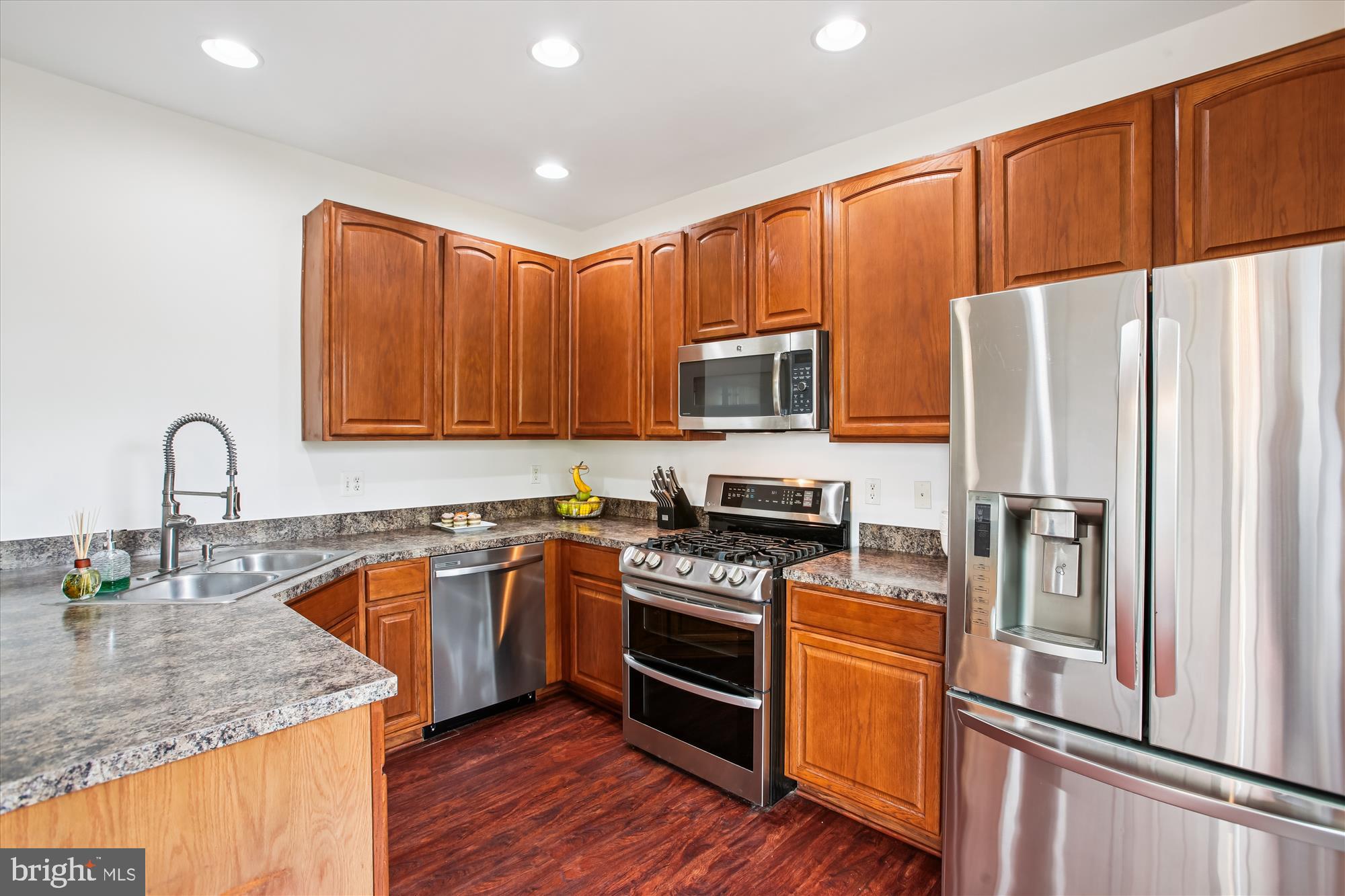 3335 BEECHCLIFF DRIVE