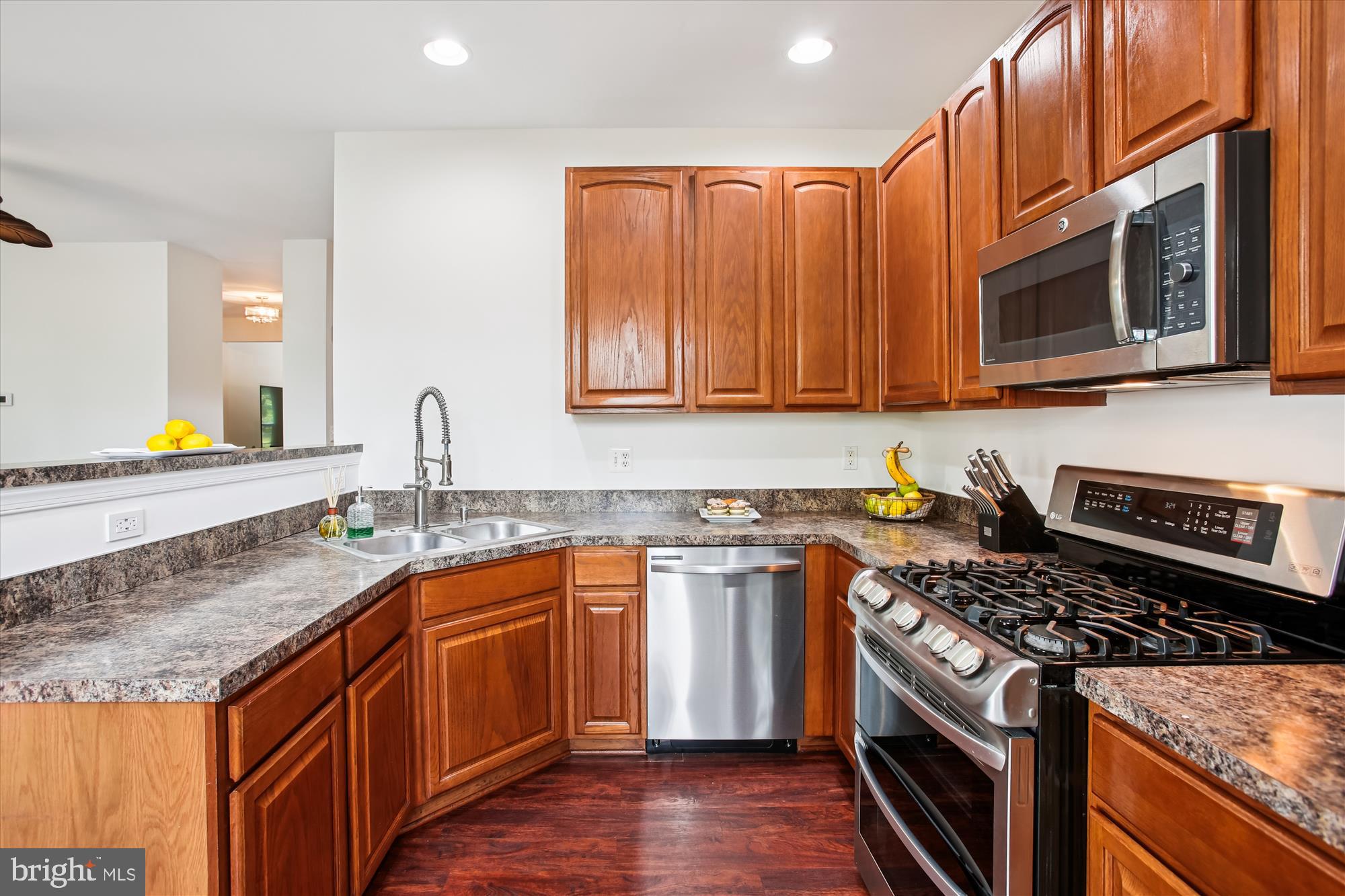 3335 BEECHCLIFF DRIVE