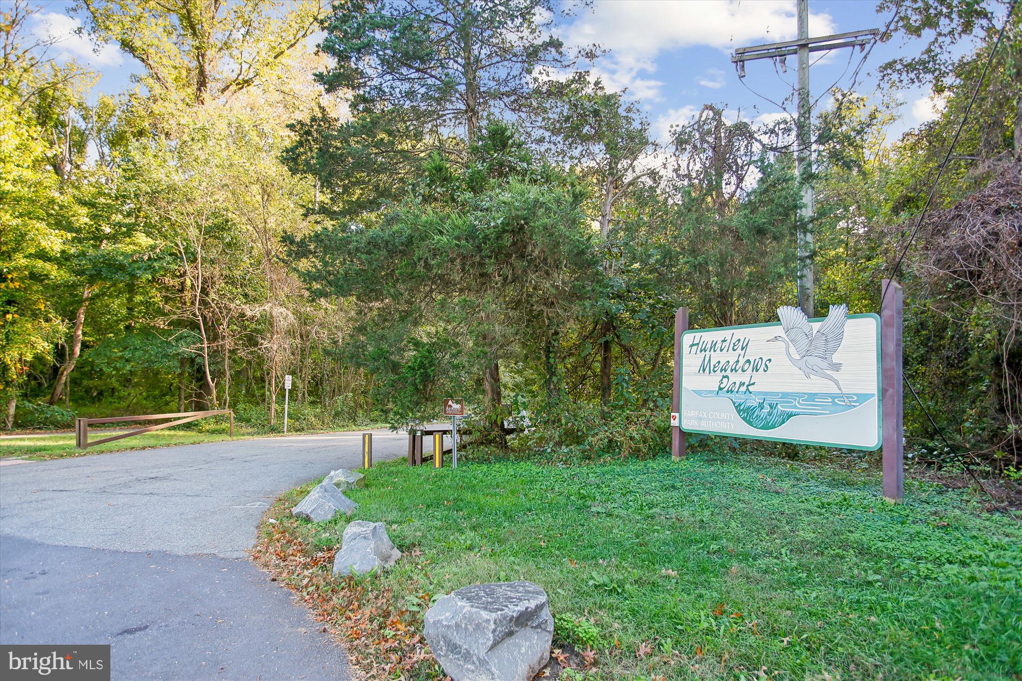 3335 BEECHCLIFF DRIVE