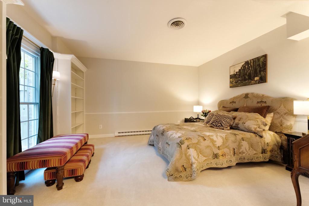 706 BLUEBERRY HILL ROAD