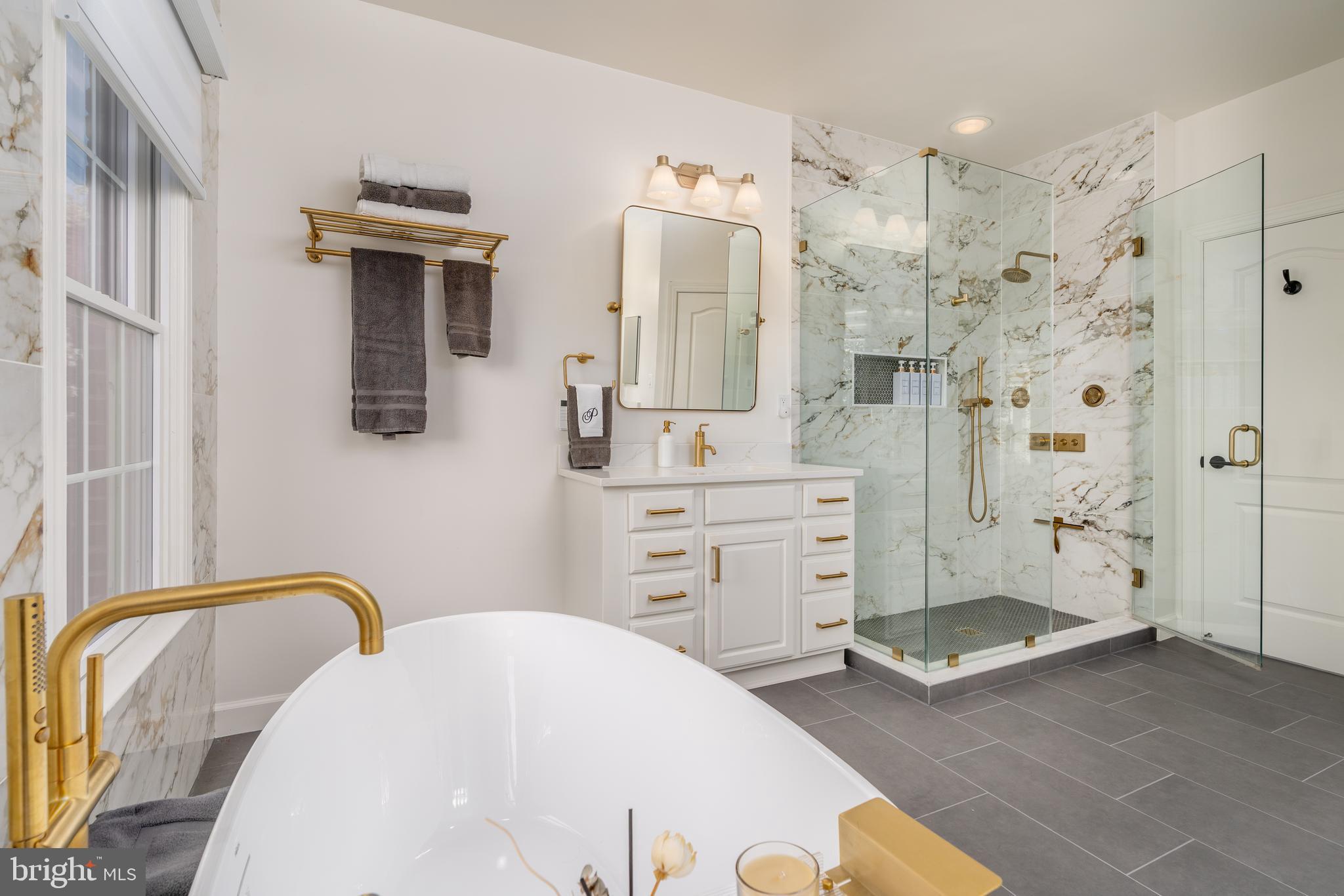 7486 CARRIAGE HILLS DRIVE