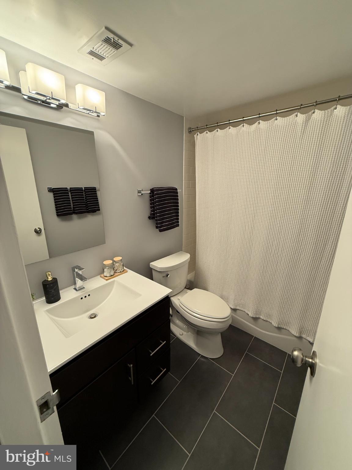 3101 S MANCHESTER STREET 415