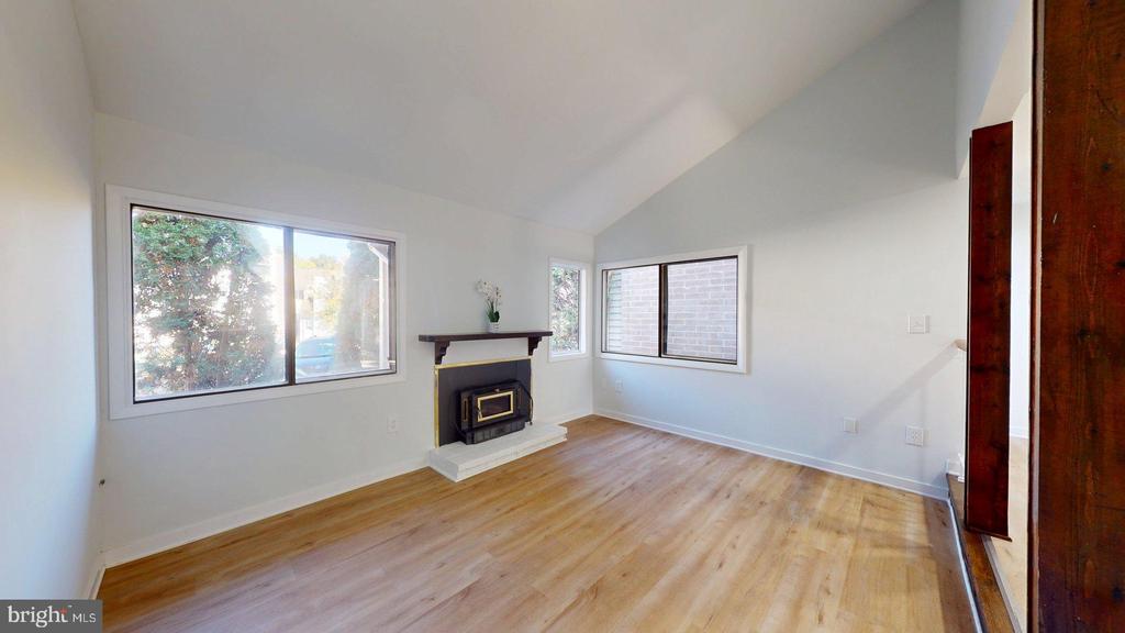 13366 HUNGERFORD PLACE