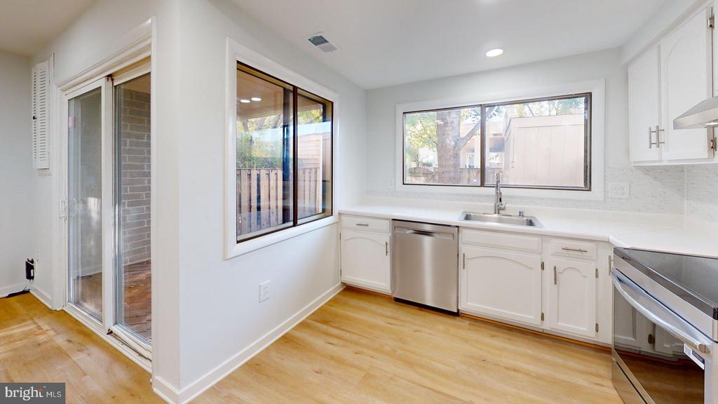13366 HUNGERFORD PLACE