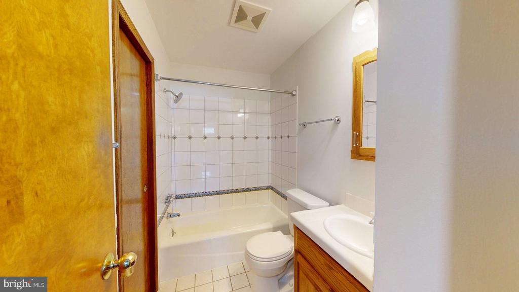 13366 HUNGERFORD PLACE