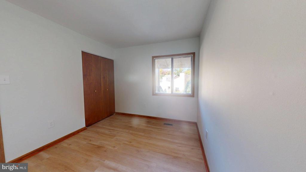 13366 HUNGERFORD PLACE