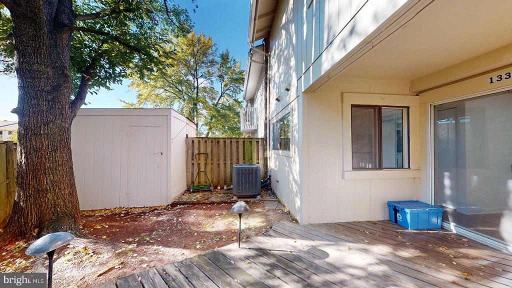 13366 HUNGERFORD PLACE