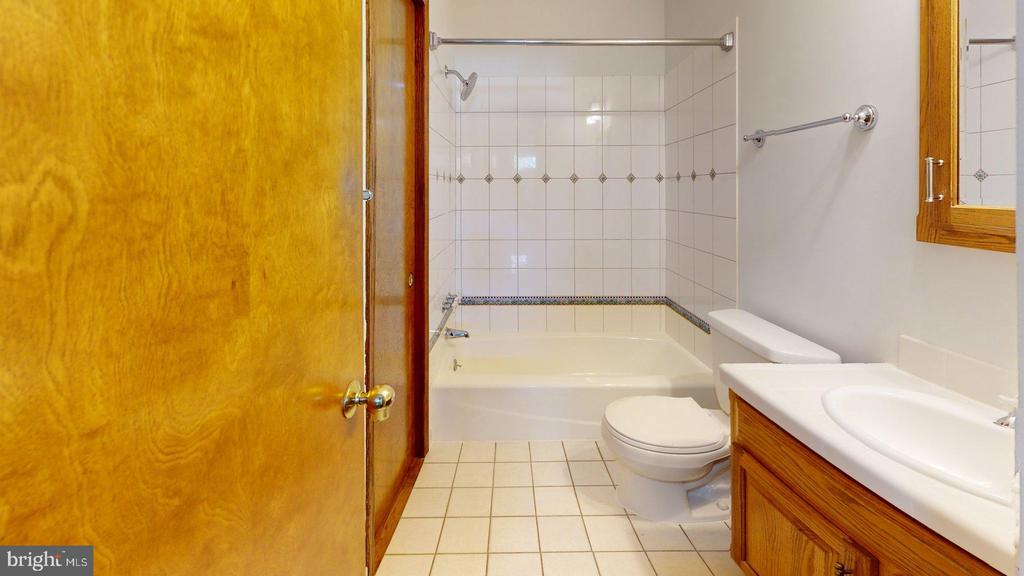 13366 HUNGERFORD PLACE