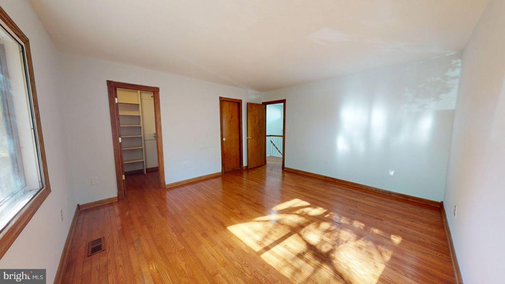 13366 HUNGERFORD PLACE