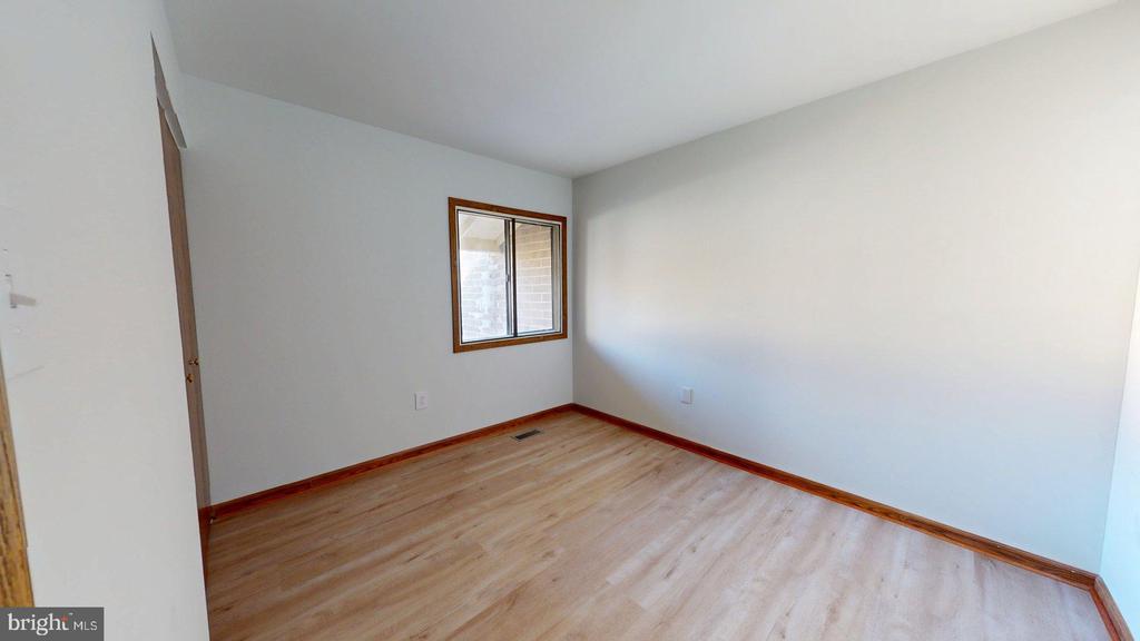 13366 HUNGERFORD PLACE