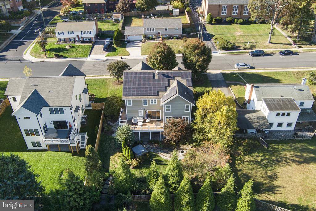 103 MOORE AVENUE SE