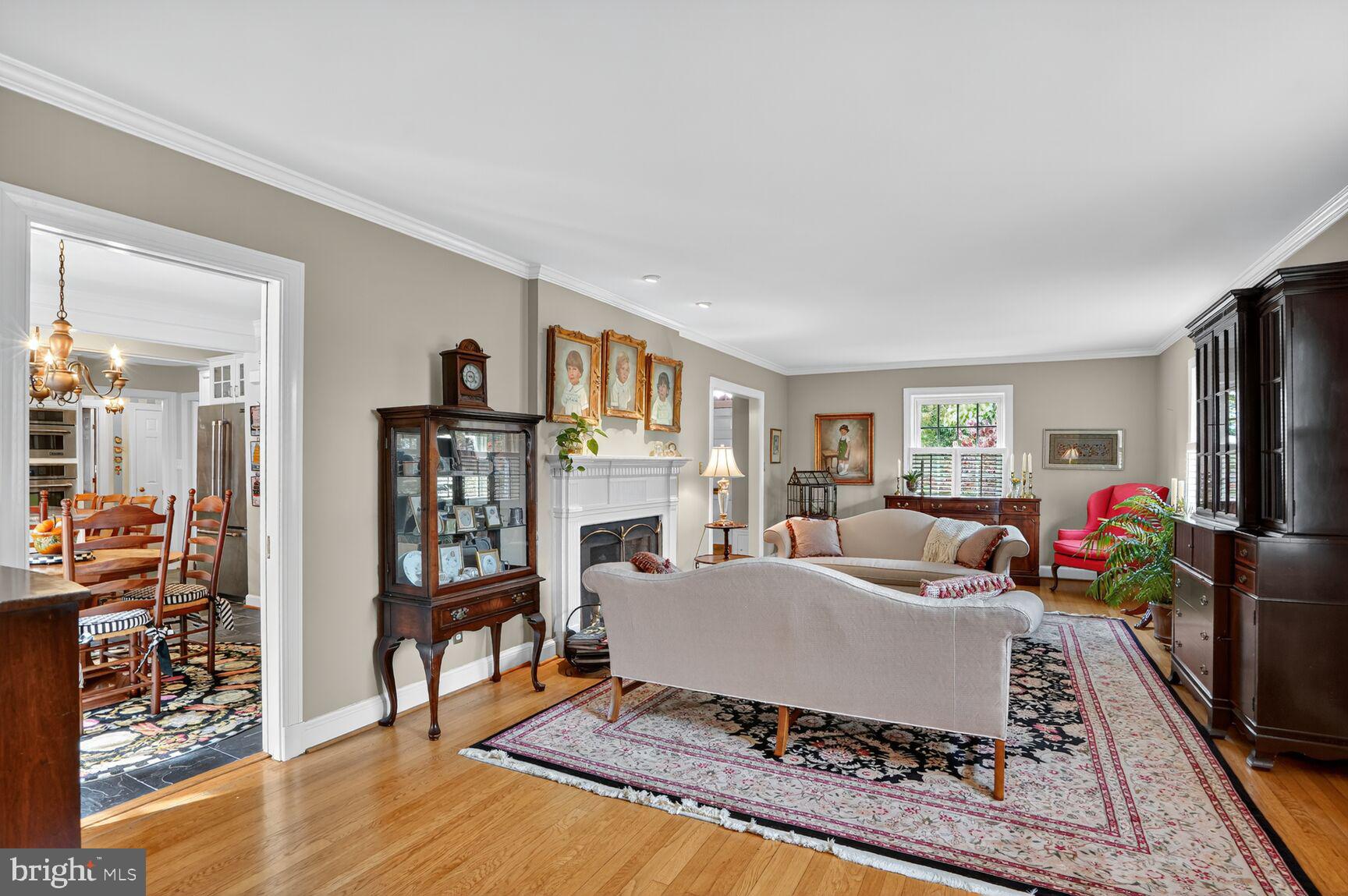 6039 EDGEWOOD TERRACE