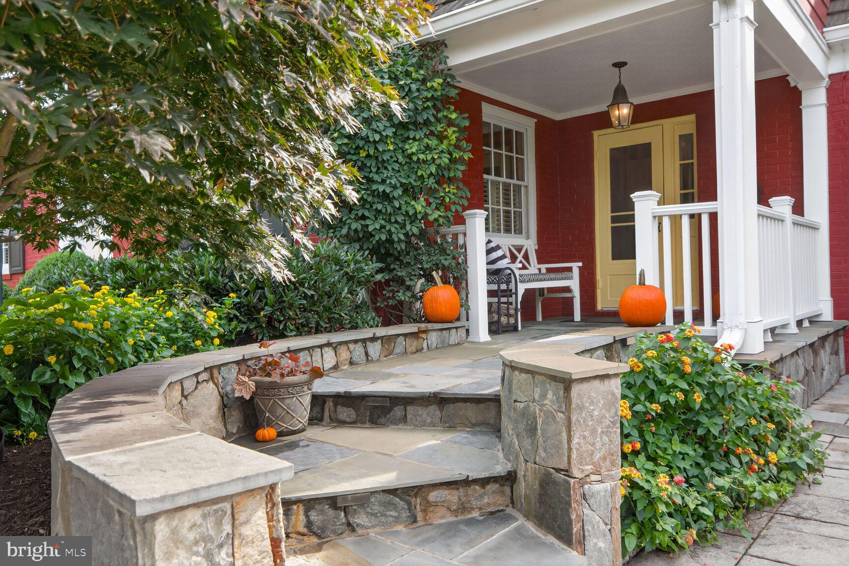 6039 EDGEWOOD TERRACE