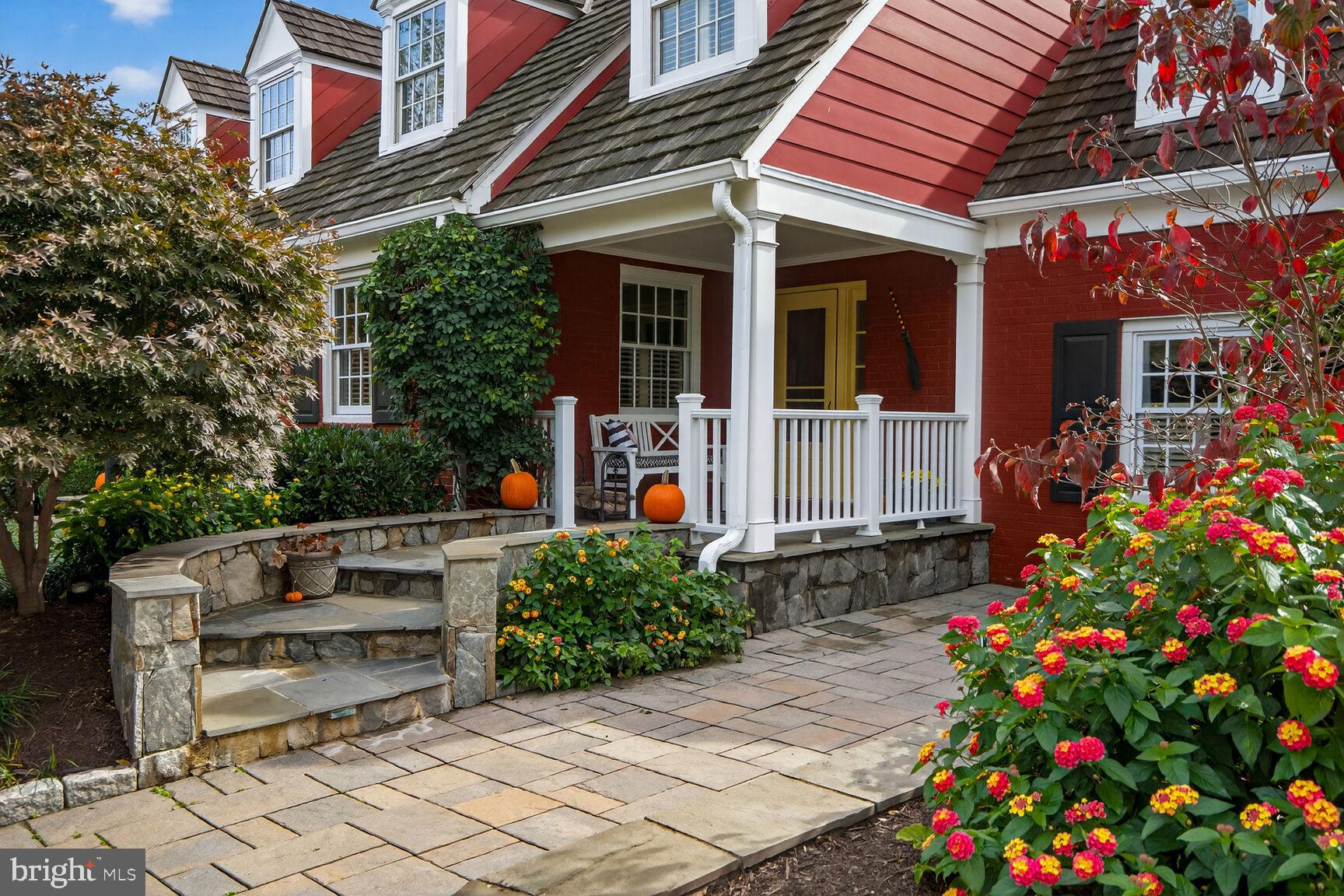 6039 EDGEWOOD TERRACE