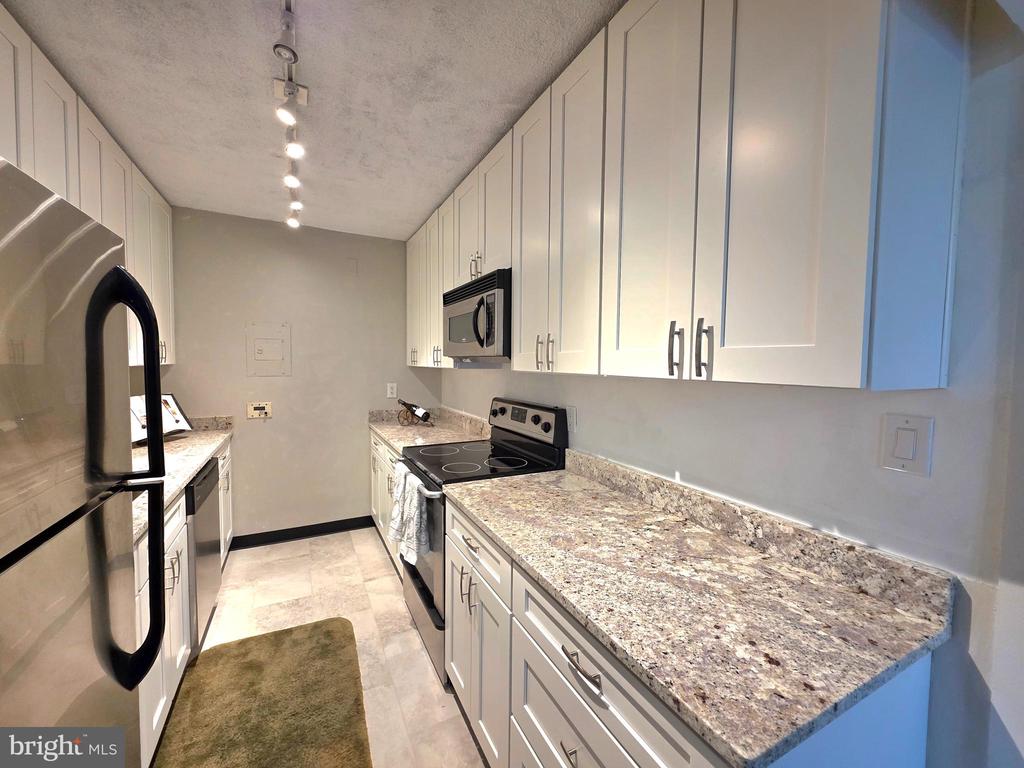 2059 HUNTINGTON AVENUE 312