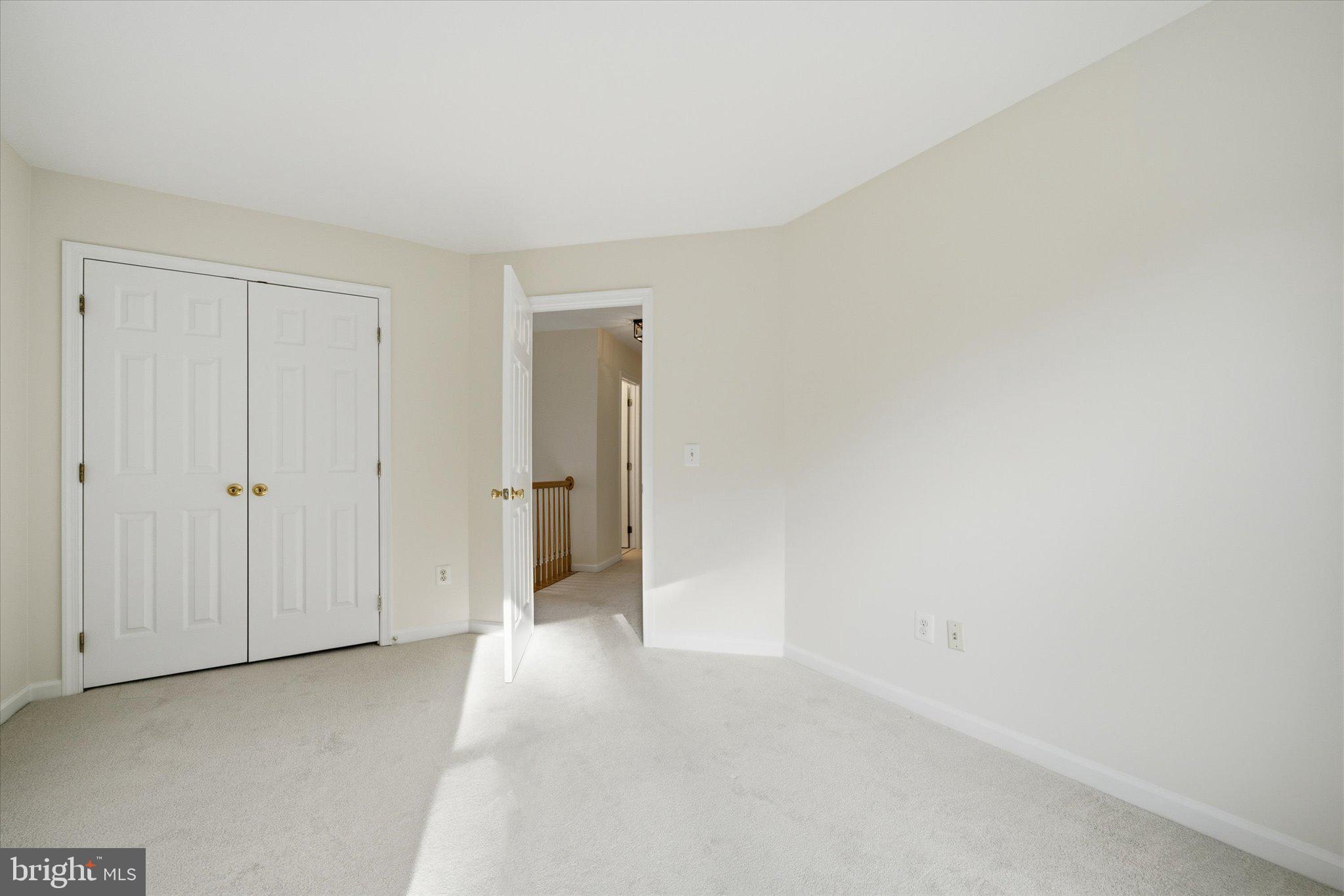 3116 WHITE DAISY PLACE