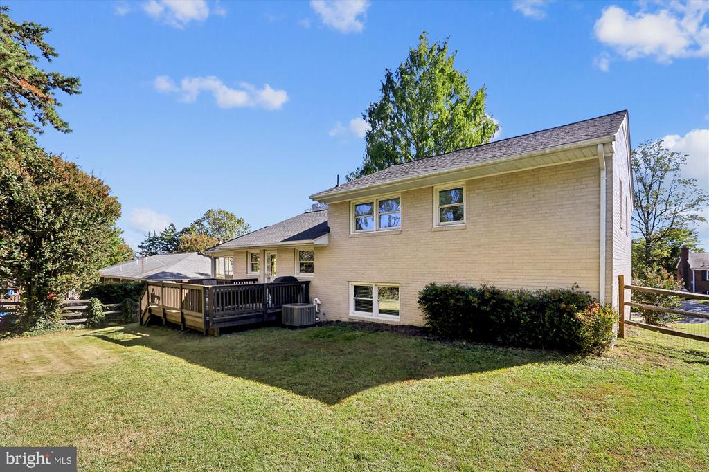 6418 PRINCETON DRIVE