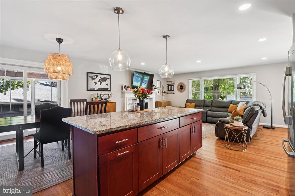 6418 PRINCETON DRIVE