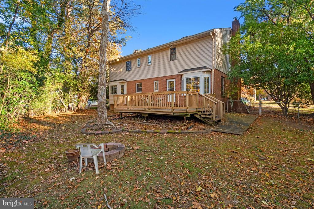 2410 RYEGATE LANE