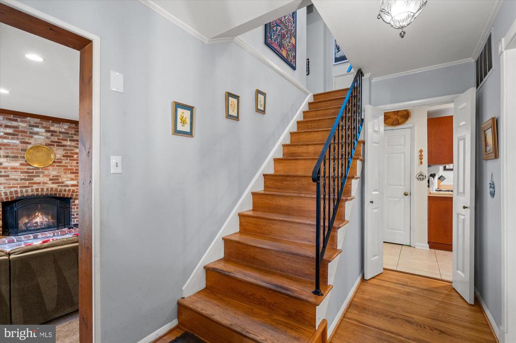 2410 RYEGATE LANE