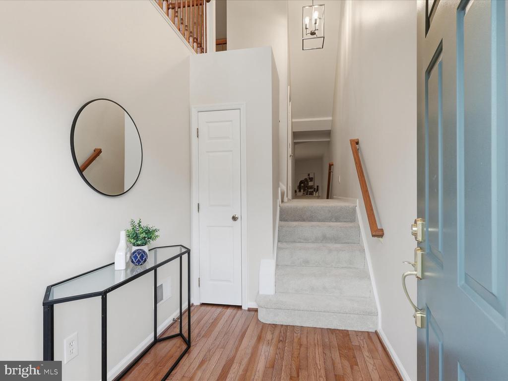 4204 TRUMBO COURT