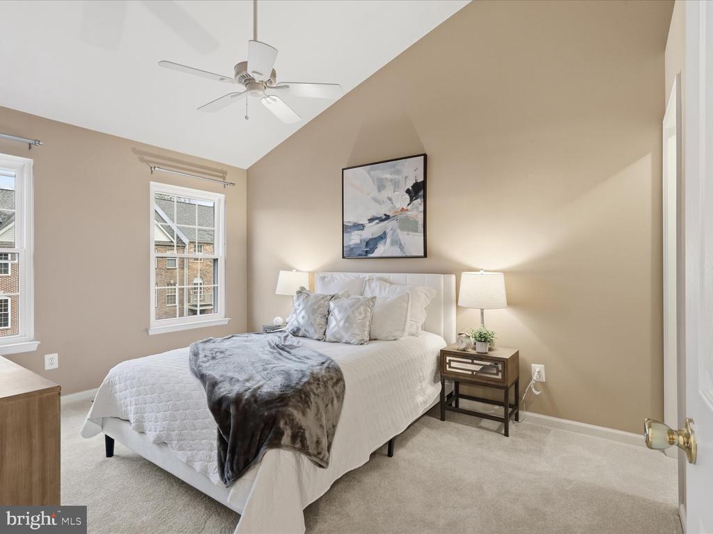 4204 TRUMBO COURT