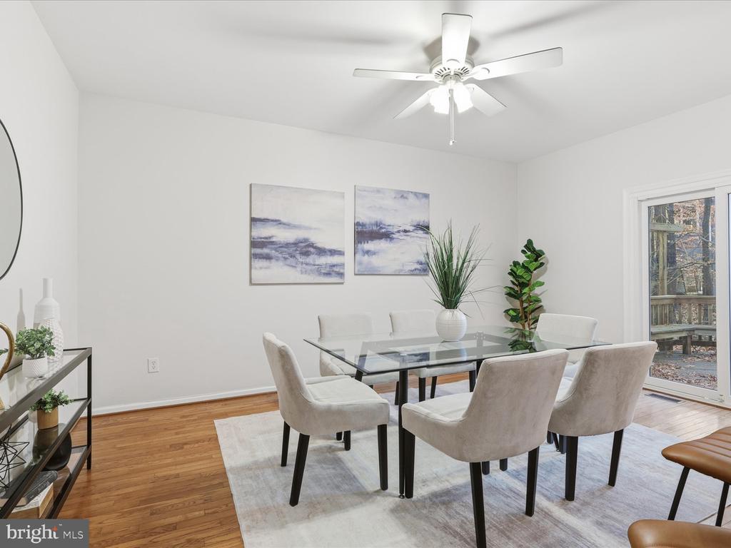 4204 TRUMBO COURT