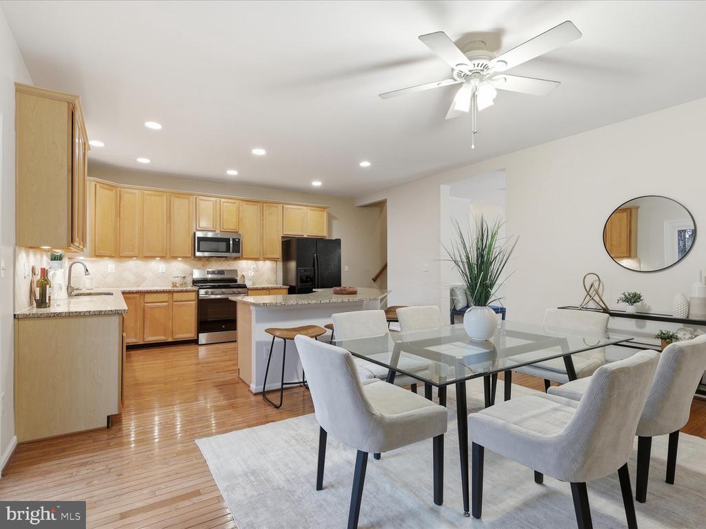 4204 TRUMBO COURT