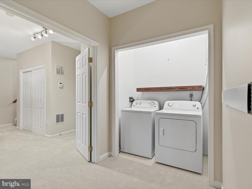4204 TRUMBO COURT