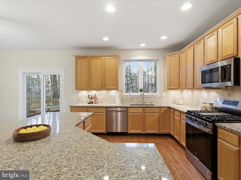 4204 TRUMBO COURT