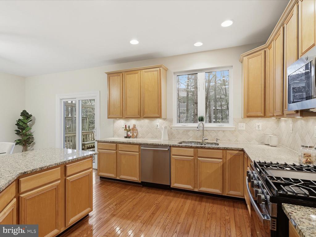 4204 TRUMBO COURT