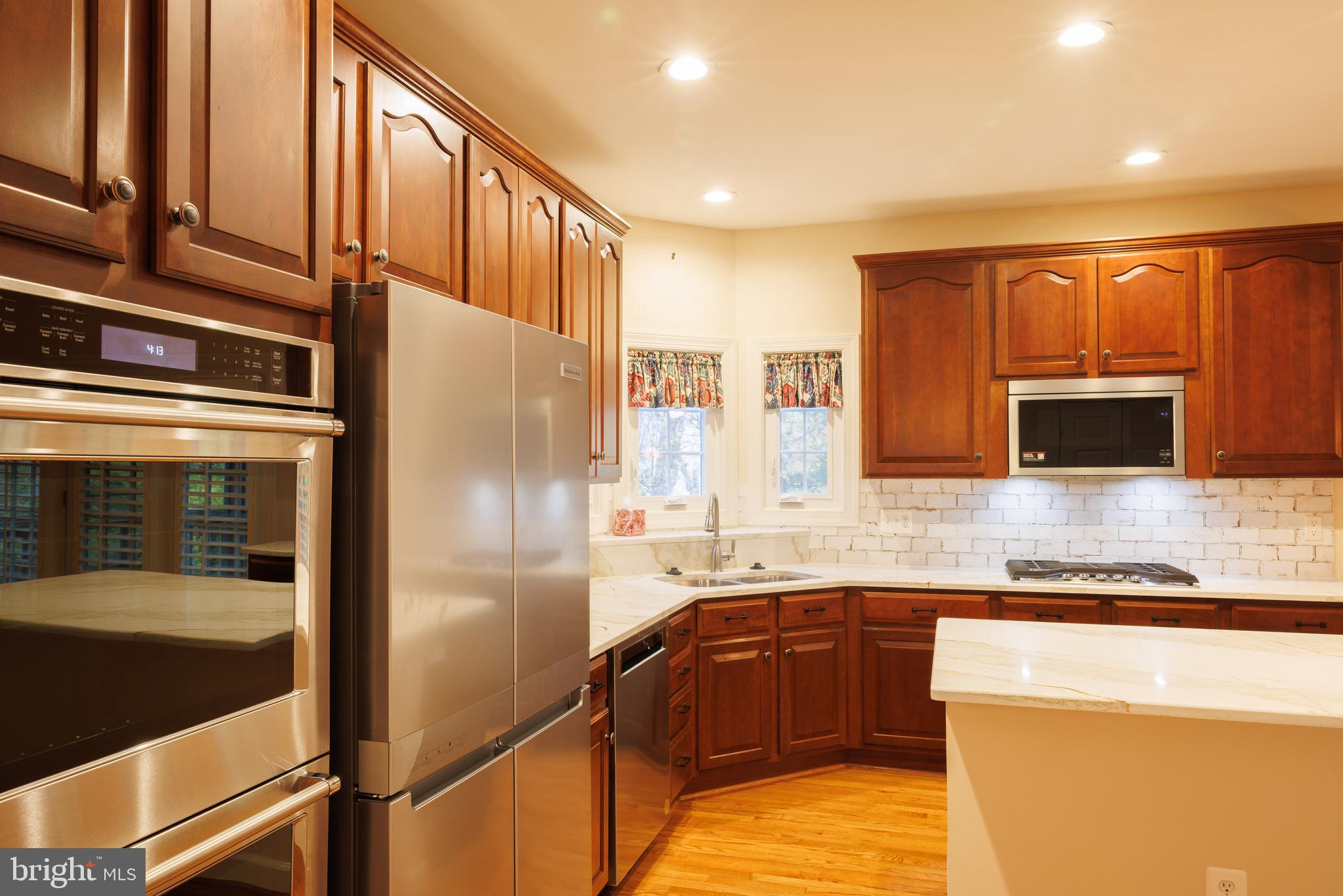8623 JAMES CREEK DRIVE