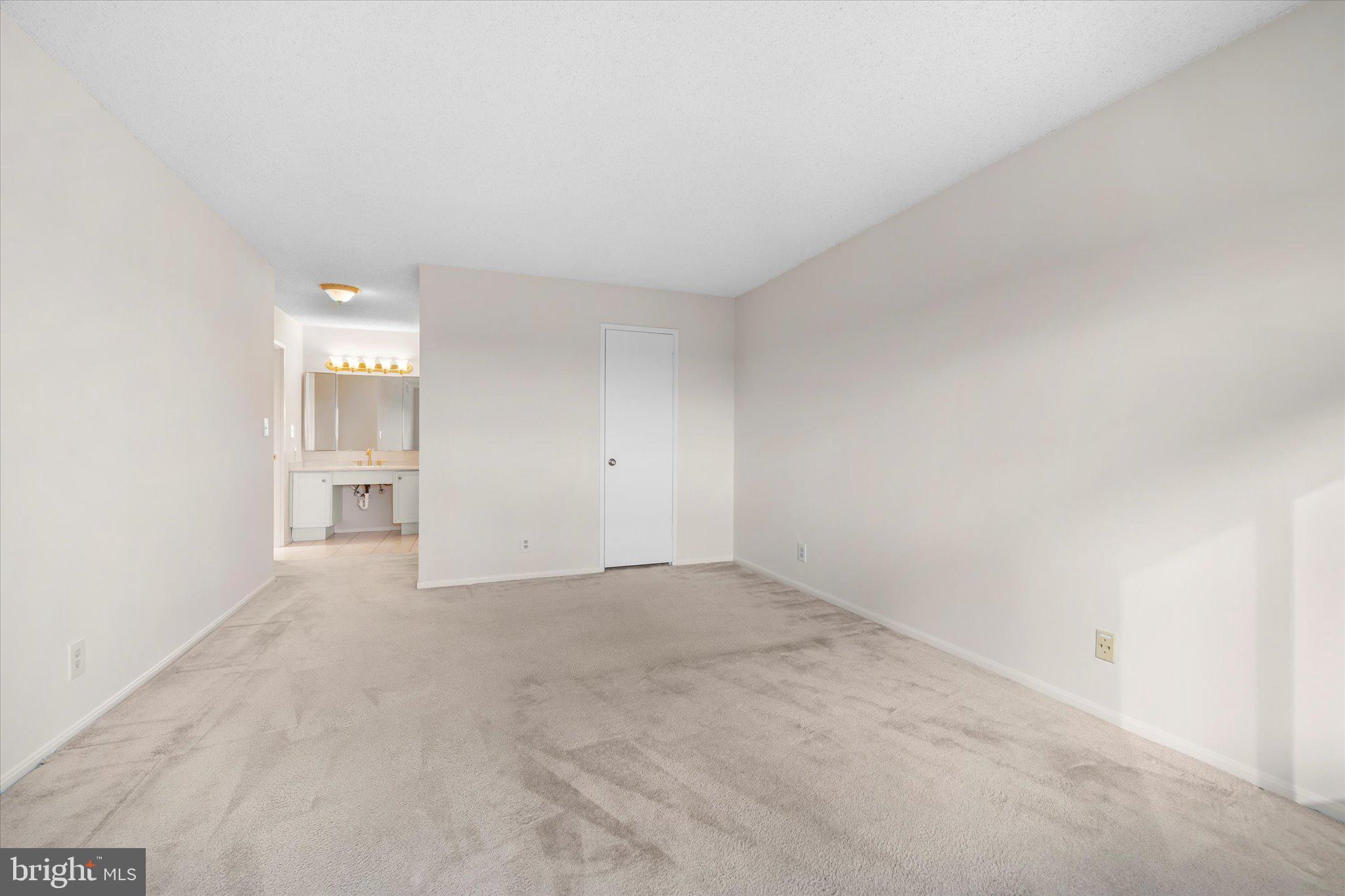 5902 MOUNT EAGLE DRIVE 1410