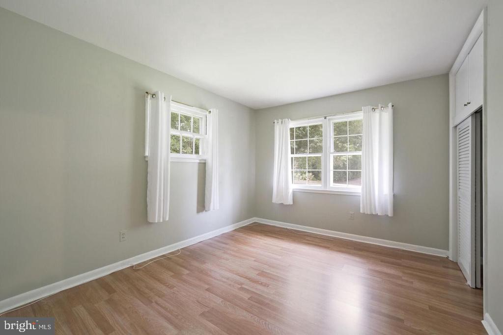 7009 CAPITOL VIEW DRIVE