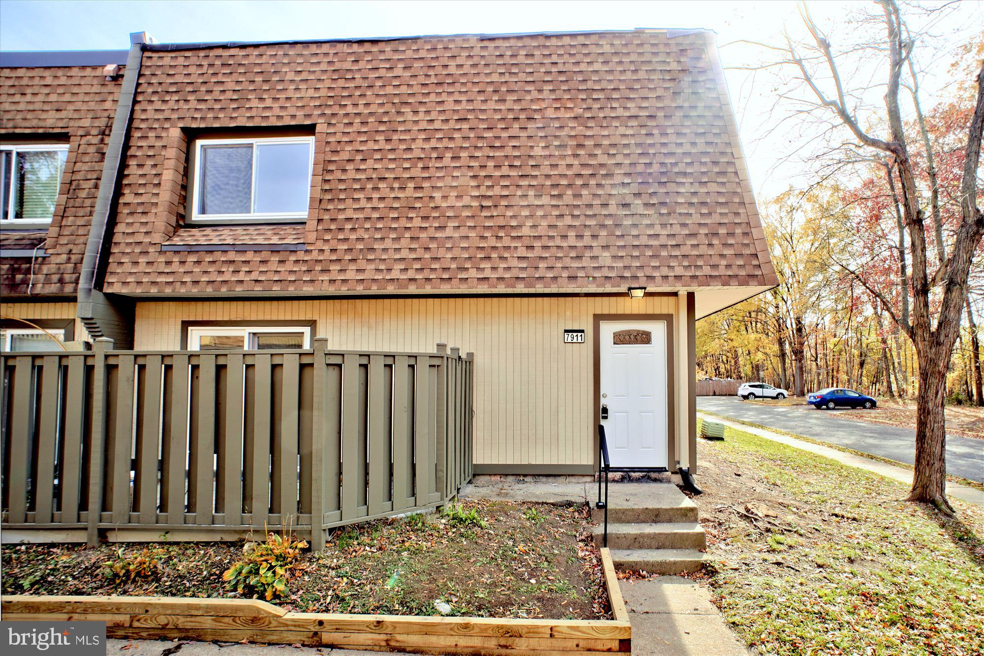 7911 SAN LEANDRO PLACE 119A