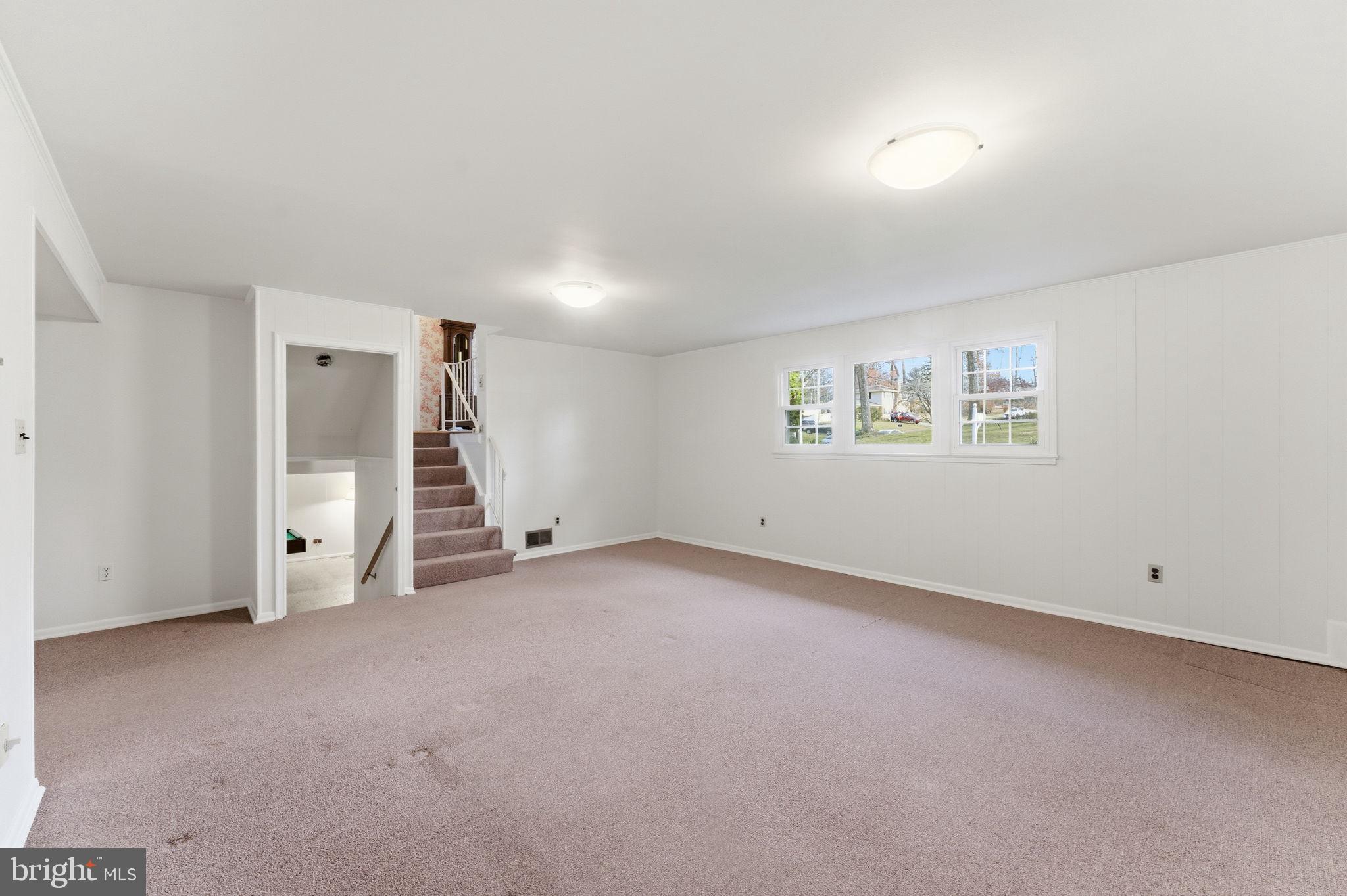 2631 E MEREDITH DRIVE