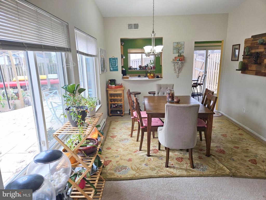 1525 HIDDENBROOK DRIVE