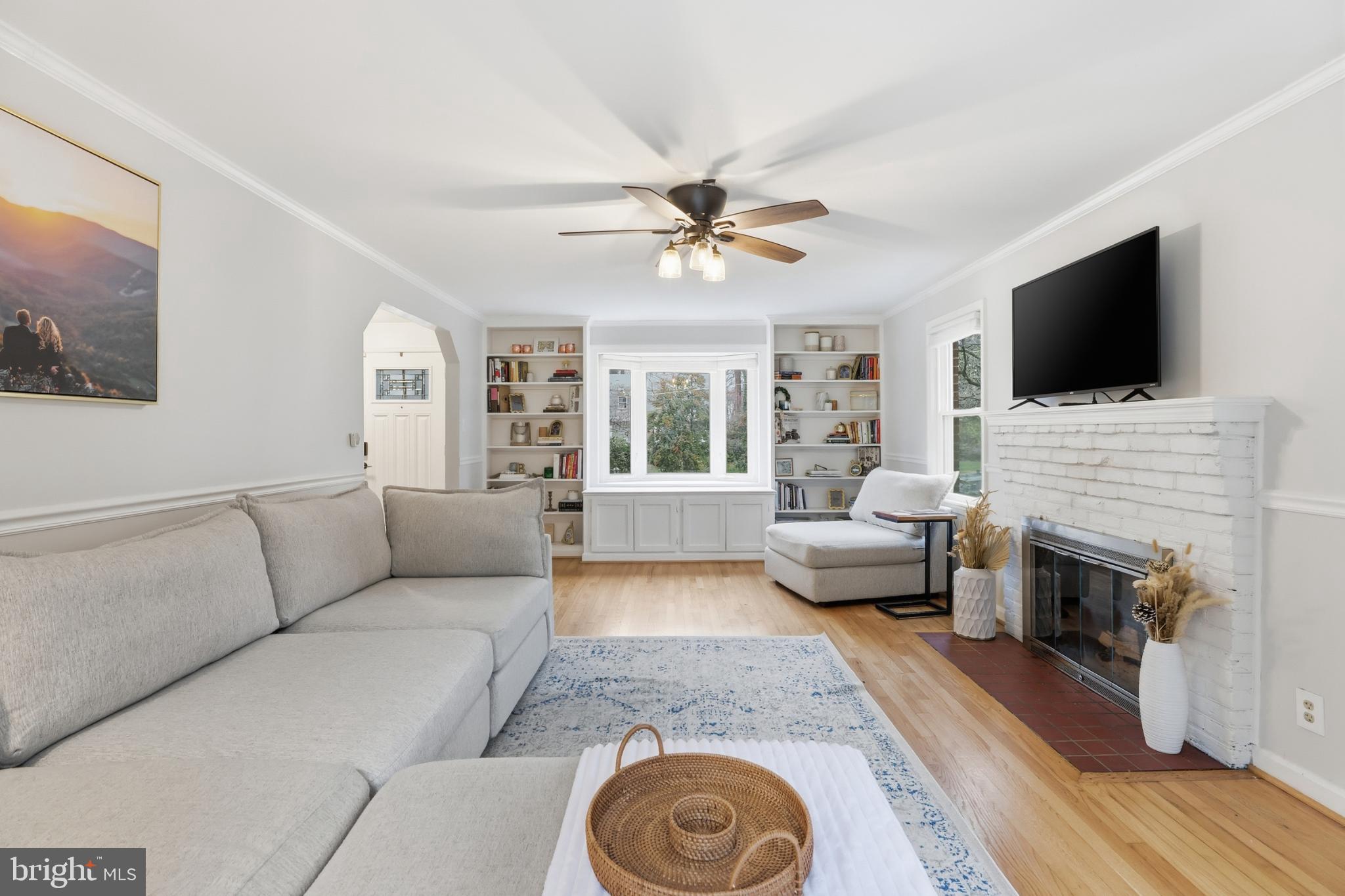 6539 OAKWOOD DRIVE
