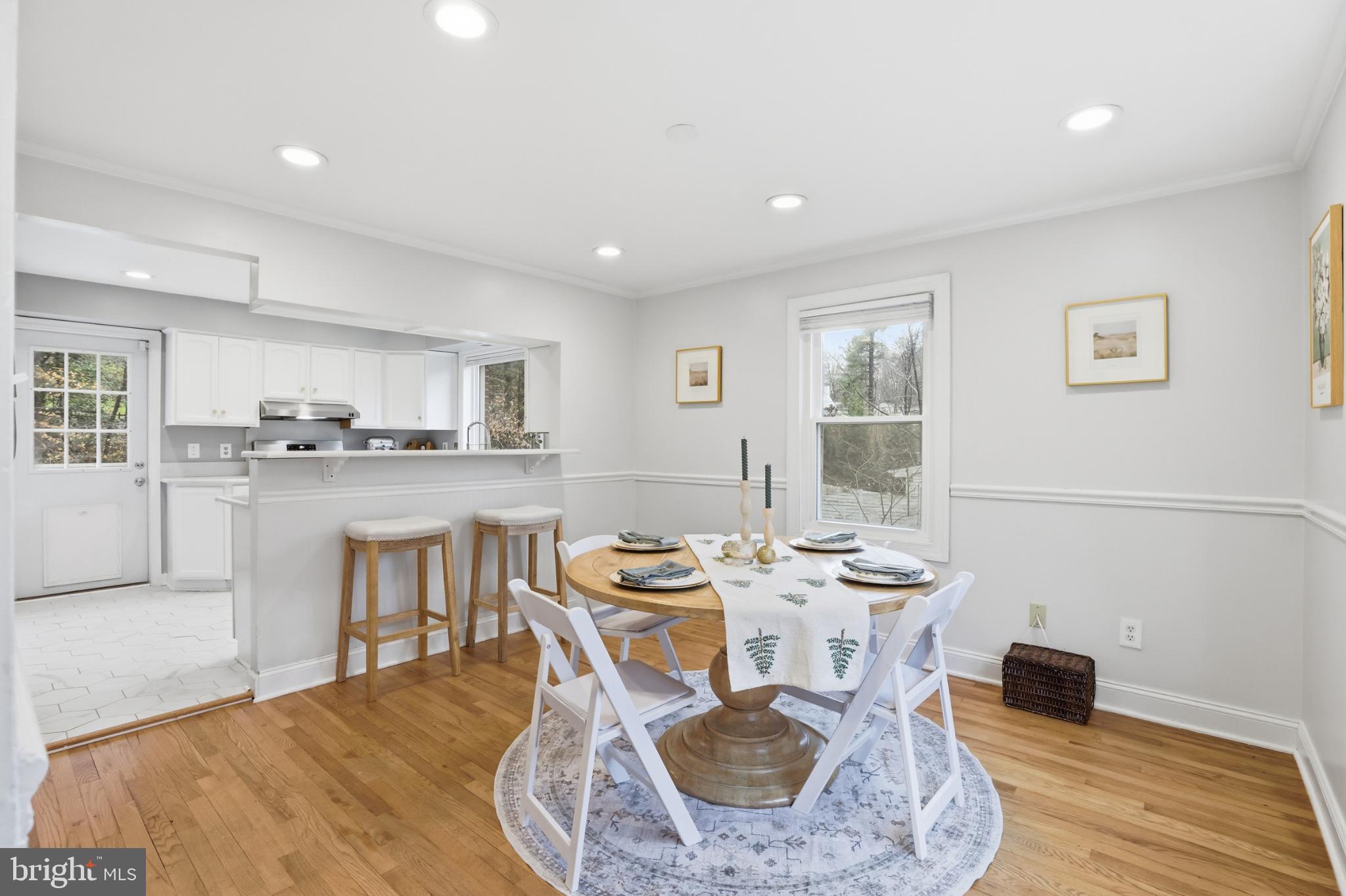 6539 OAKWOOD DRIVE