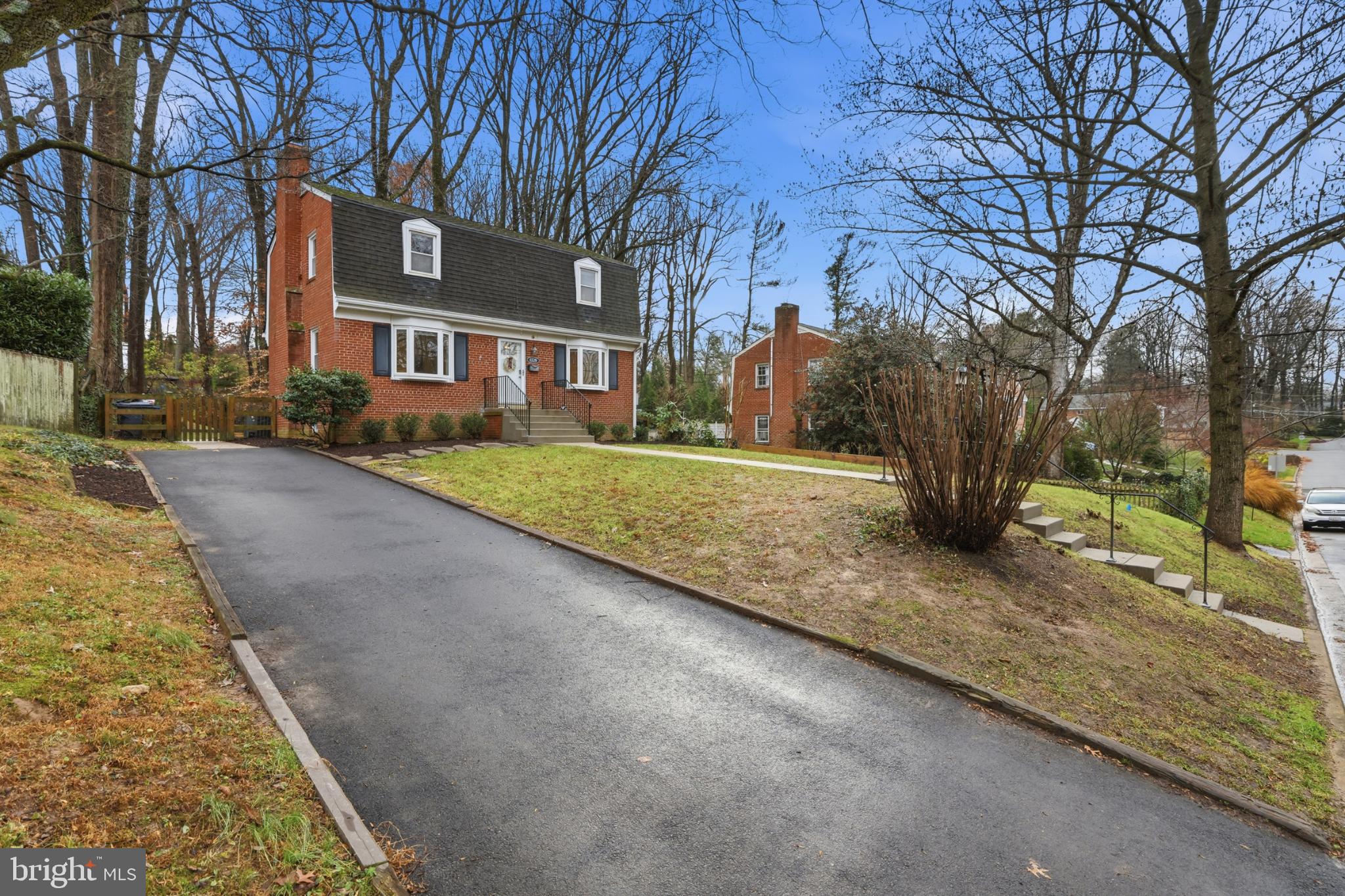 6539 OAKWOOD DRIVE