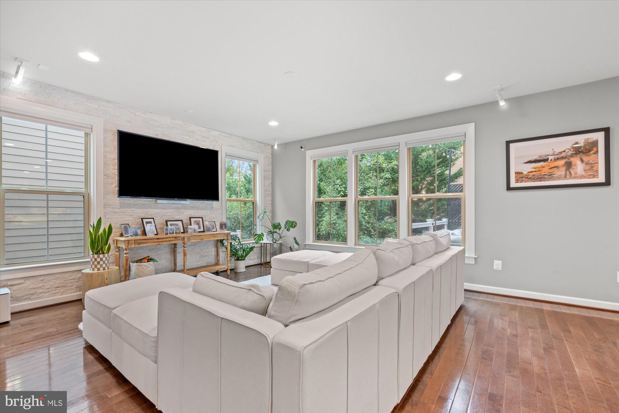 9091 BEAR BRANCH PLACE