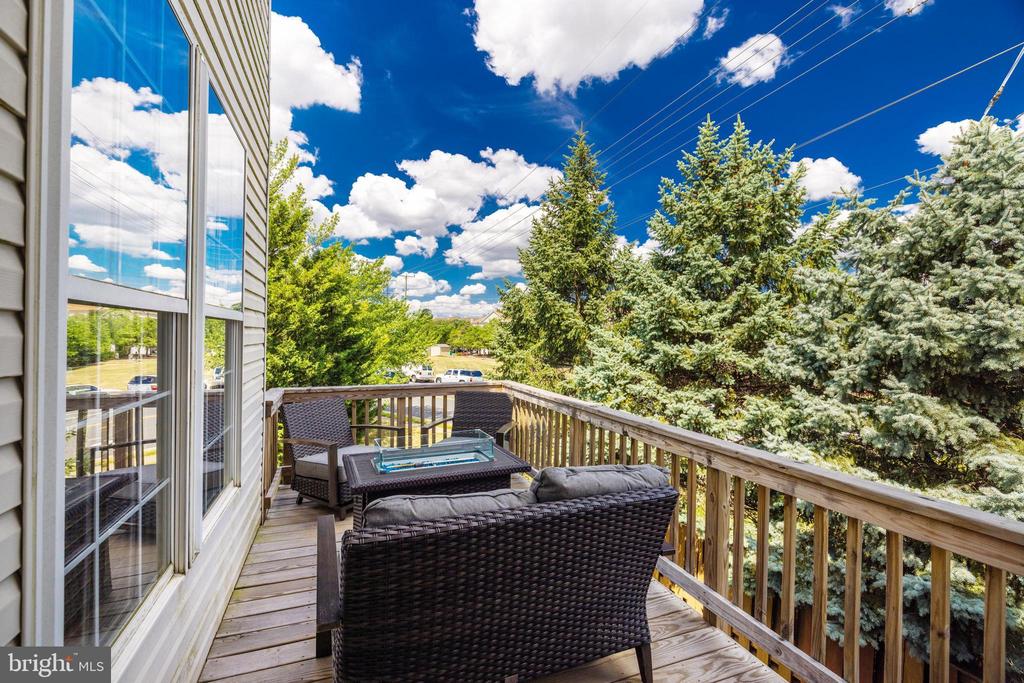 2520 BANSHIRE DRIVE