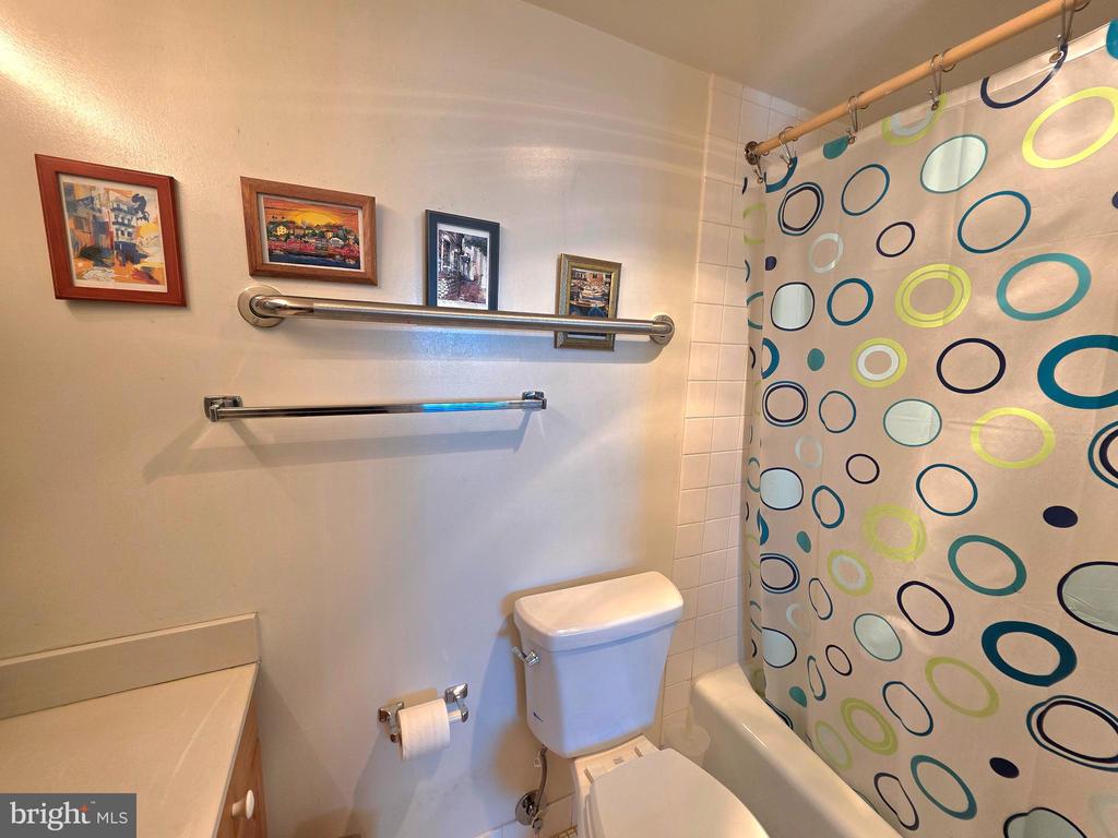 2059 HUNTINGTON AVENUE 903