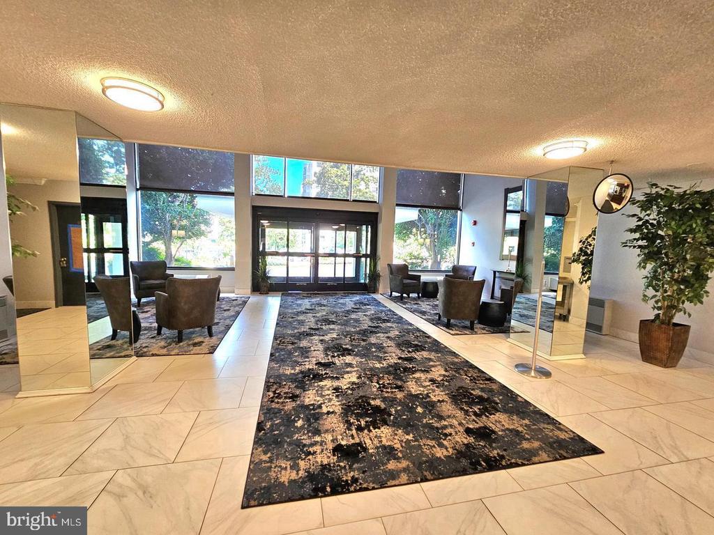 2059 HUNTINGTON AVENUE 903