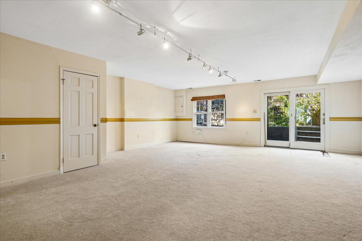 6315 OLDE TOWNE COURT